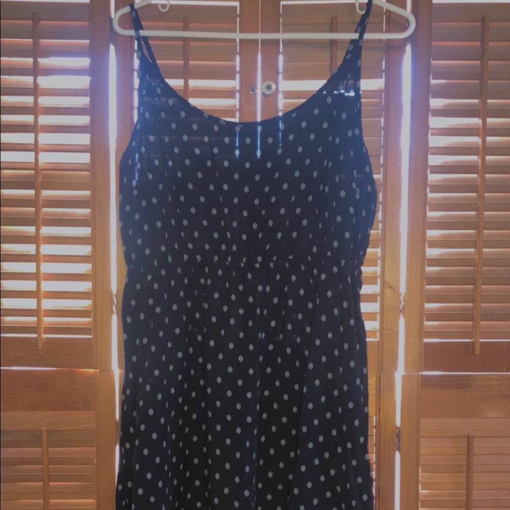 black and white design sun dress